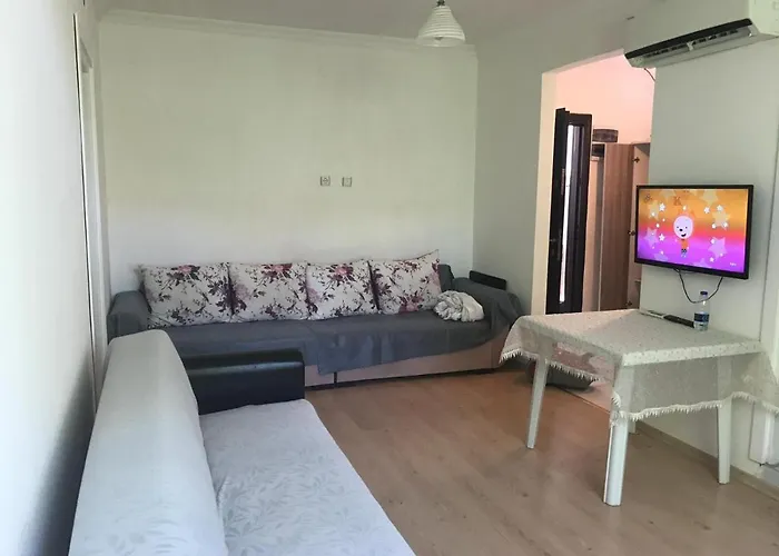 Aparthotel Ege *